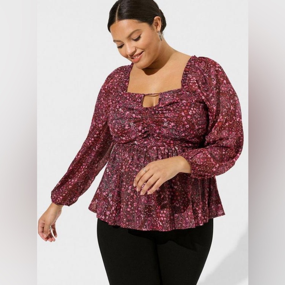 Torrid Shirred Keyhole Smocked Blouse Size 3/3X